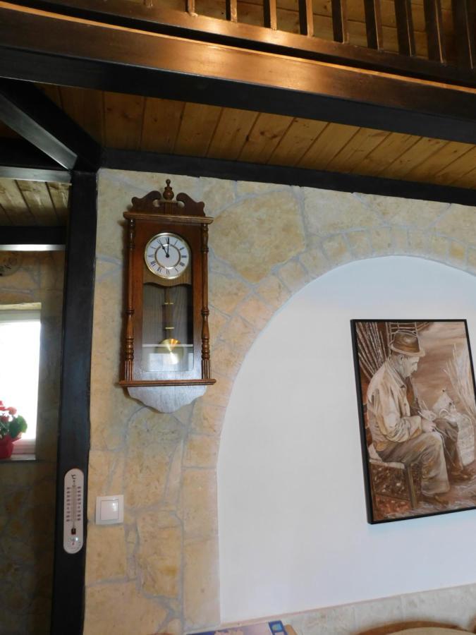 Villa Kamnita Hisa Stari Klesar Ilirska Bistrica Exterior foto